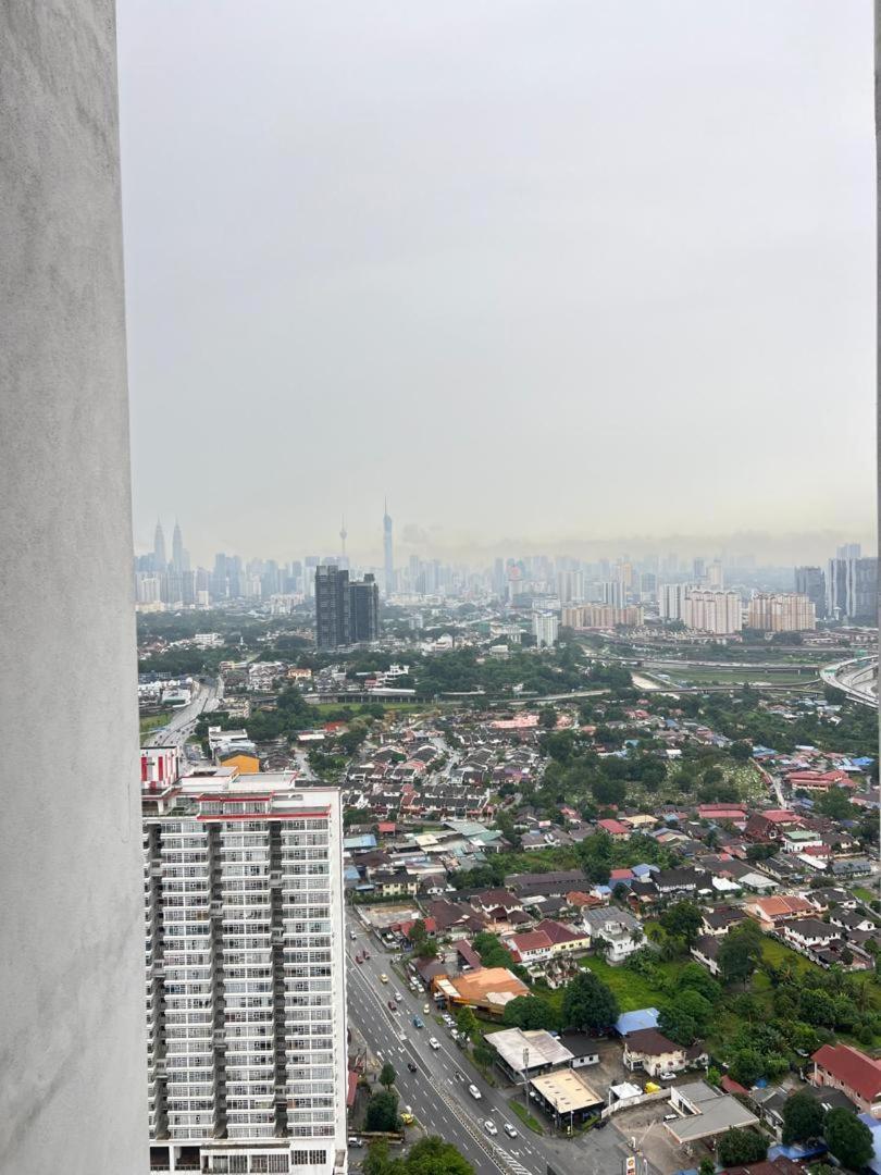 Pangsapuri Cozy Kenwingston Platz Kl 2-5 Pax2br&2br Pakinnetf 4305a *